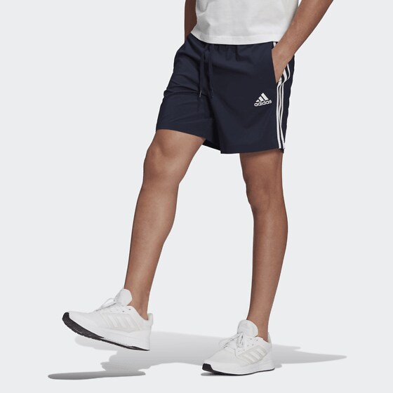 ADIDAS AEROREADY Essentials Chelsea 3-Stripes Shorts på stadium.se