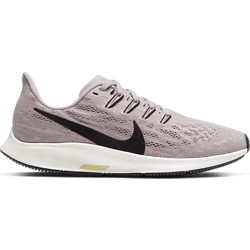 stadium nike pegasus