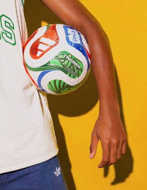 408471101102 ADIDAS World Cup League Ball