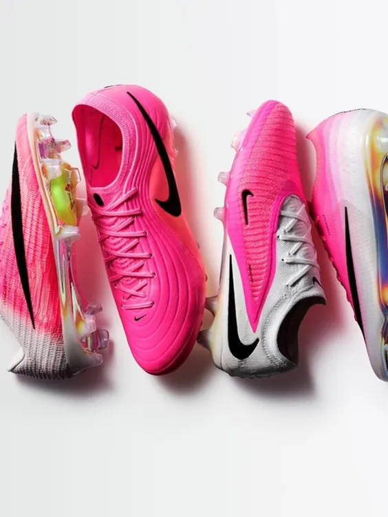 Nike The Breakout Pack